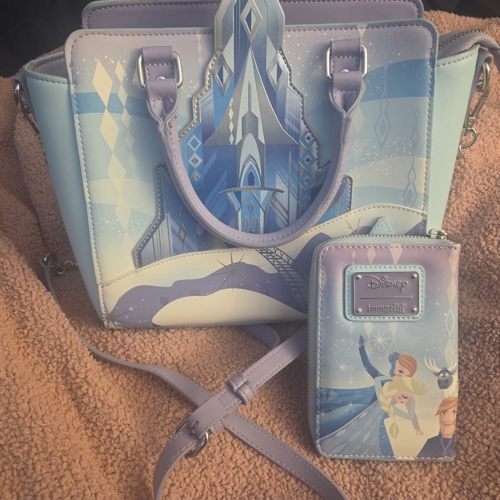 Disney Frozen Blue and Lavender Satchel Set